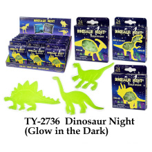 Dinosaur Night Glow en el juguete oscuro